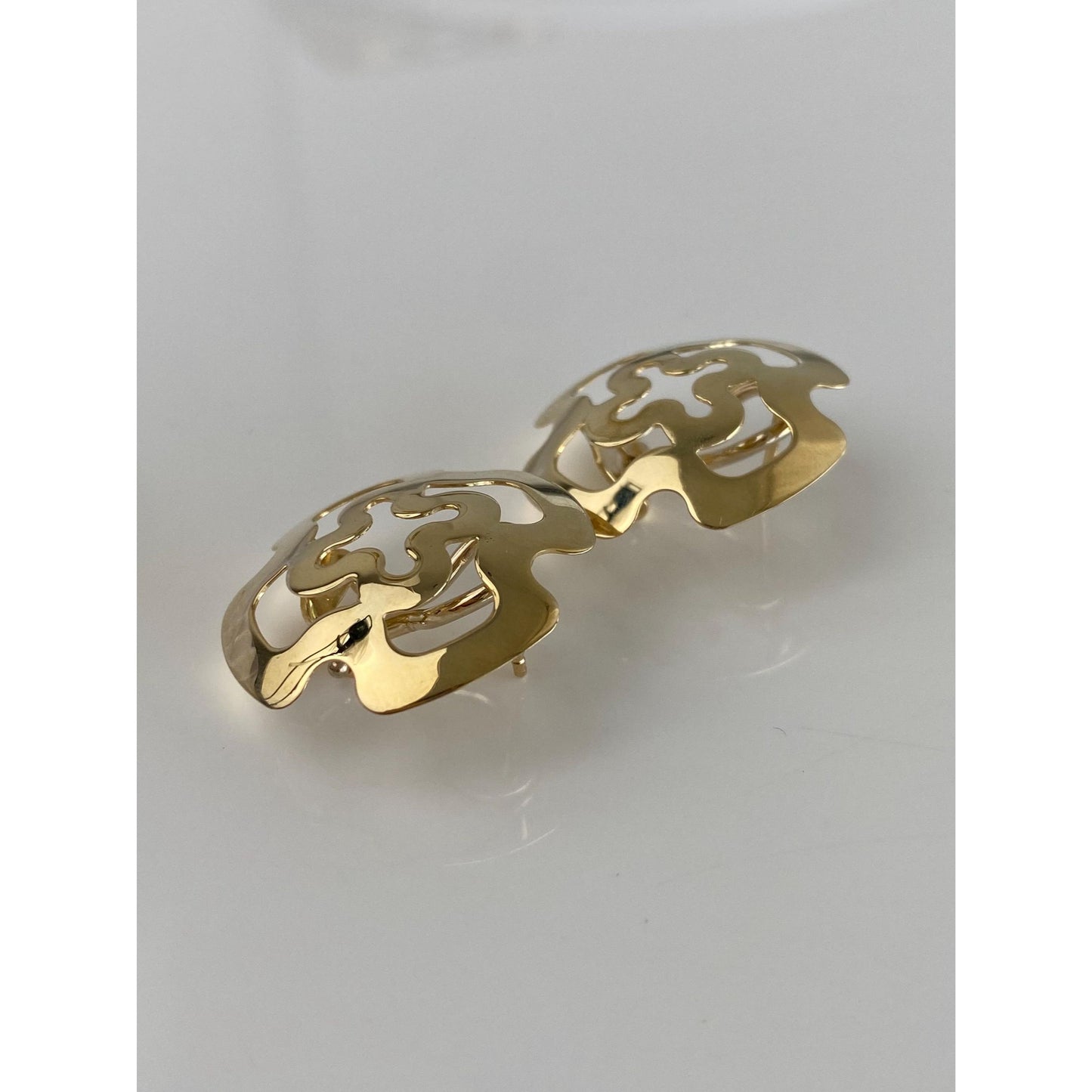 Vintage Solid 14k Yellow Gold Flower Open Work Stud Earrings