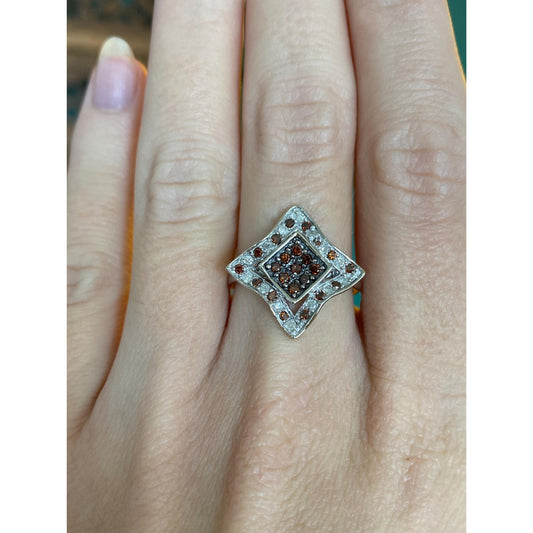 Vintage Solid 10k White Gold Clear & Orange Diamond Ring - Size 6.5