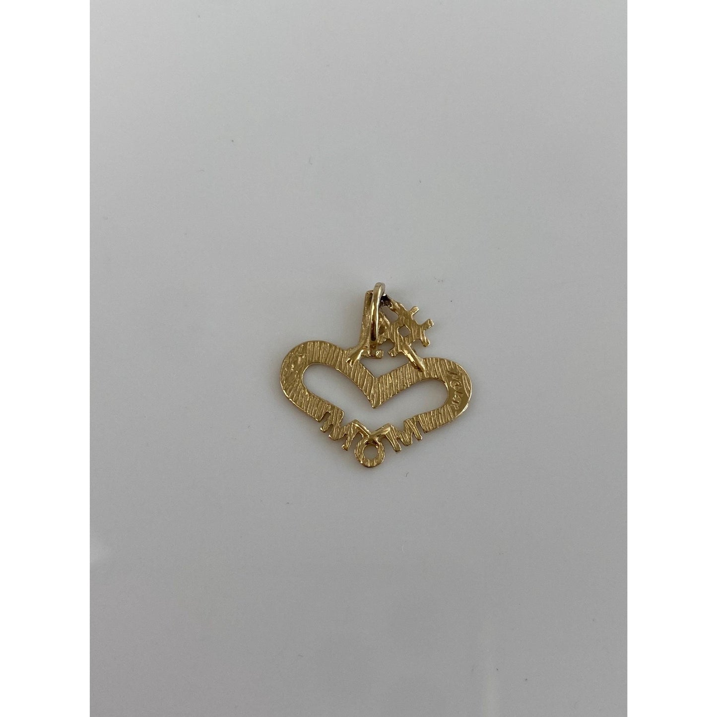 Vintage Solid 14k Yellow Gold Diamond Cut #1 Mom Heart Charm