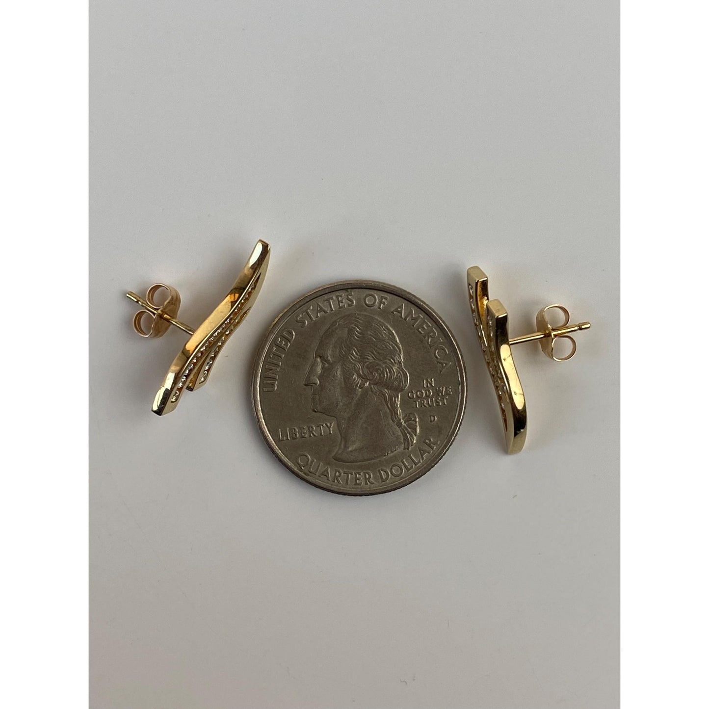 Vintage Solid 14k Yellow Gold Cubic Zirconia Drop Earrings