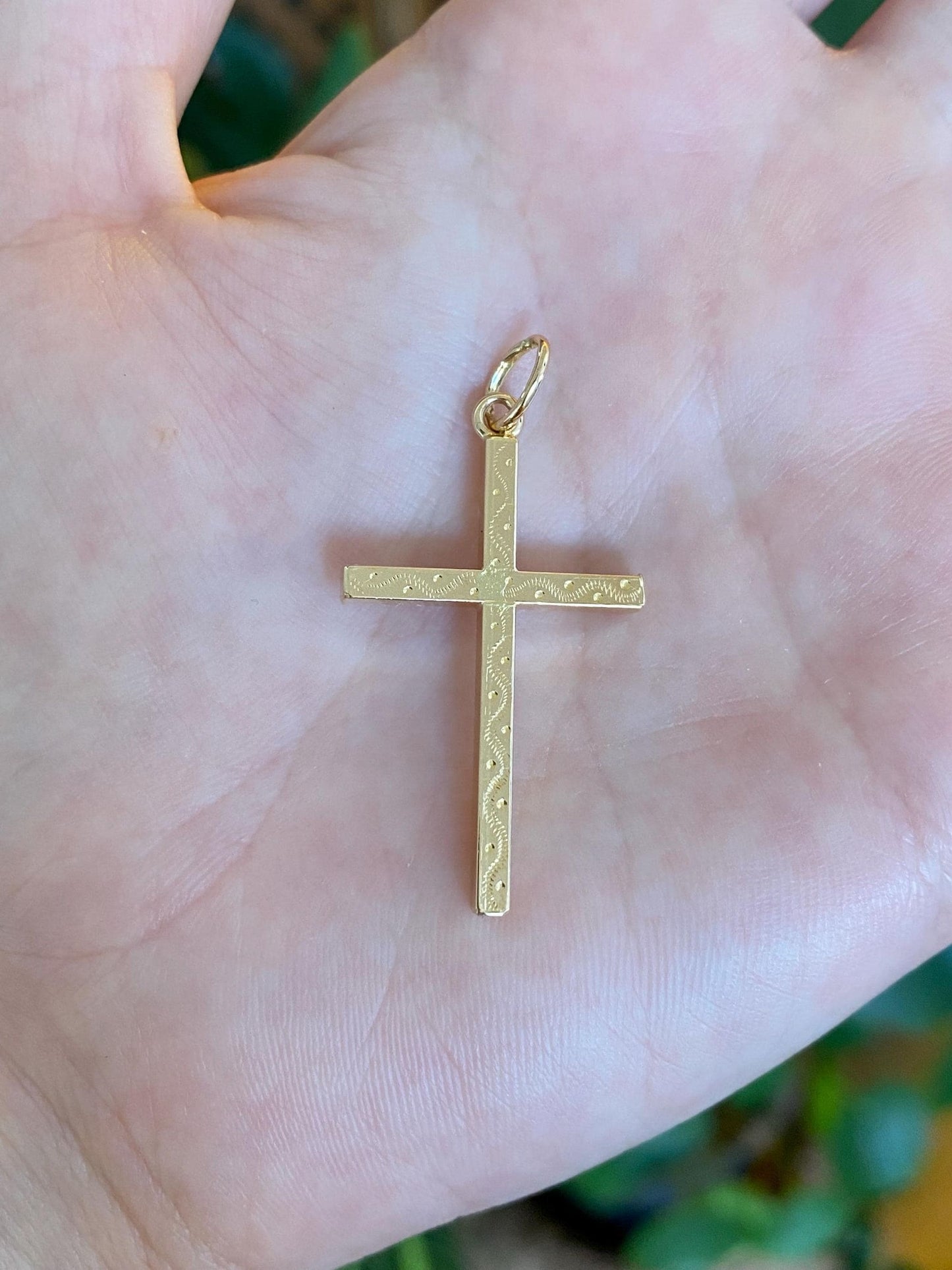Vintage 18k Yellow Gold Engraved Cross Charm