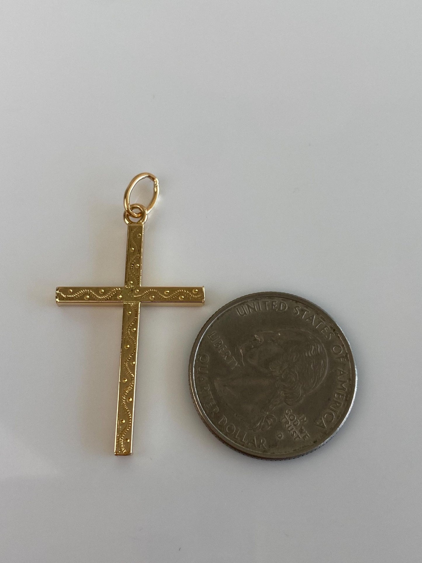 Vintage 18k Yellow Gold Engraved Cross Charm