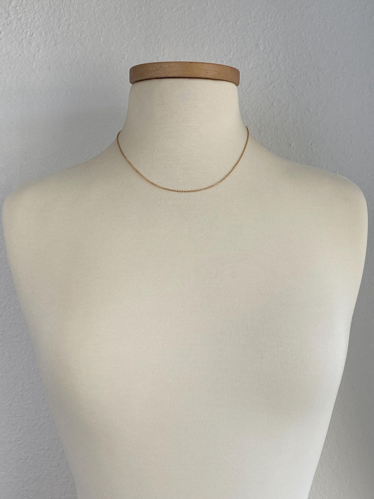 Vintage Solid 18k Yellow Gold Tight Rolo Chain Necklace - 18 inches