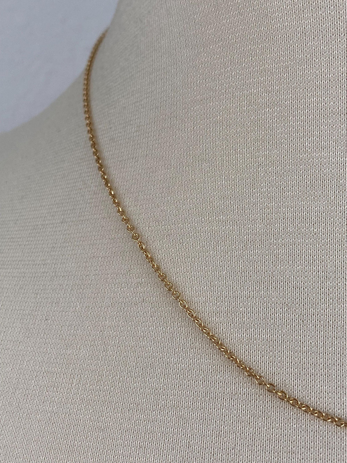 Vintage Solid 18k Yellow Gold Tight Rolo Chain Necklace - 18 inches
