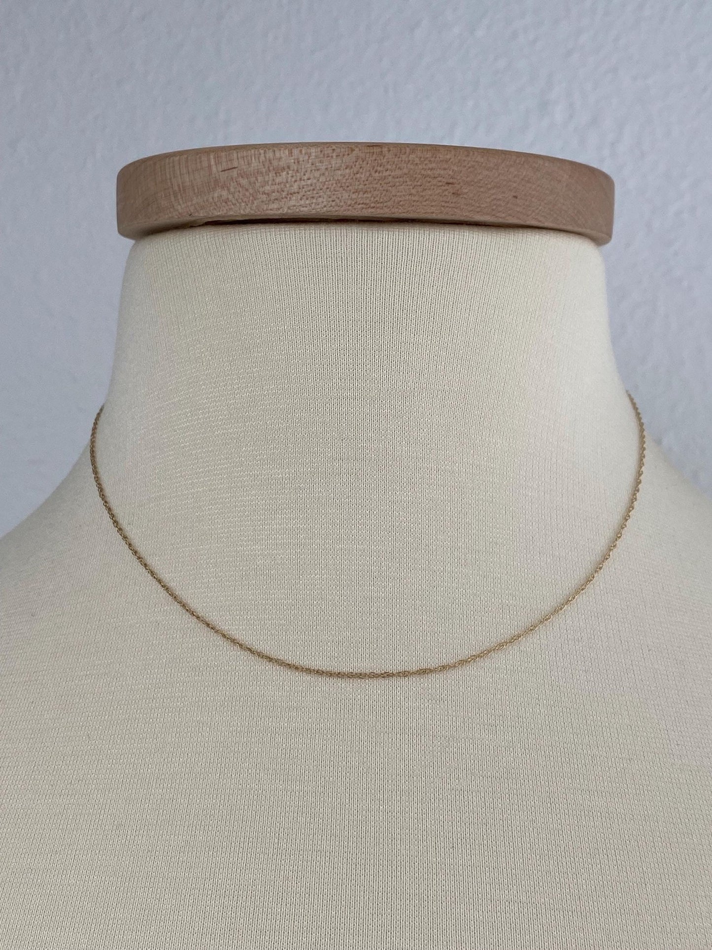 Vintage Solid 10k Yellow Gold Dainty Chain Necklace - 16 inches