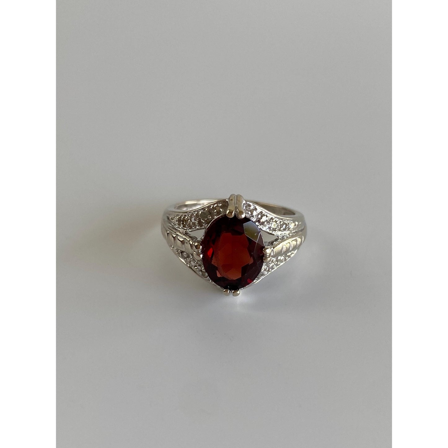 Vintage Solid 14k White Gold Garnet Diamond Ring - Size 6.75