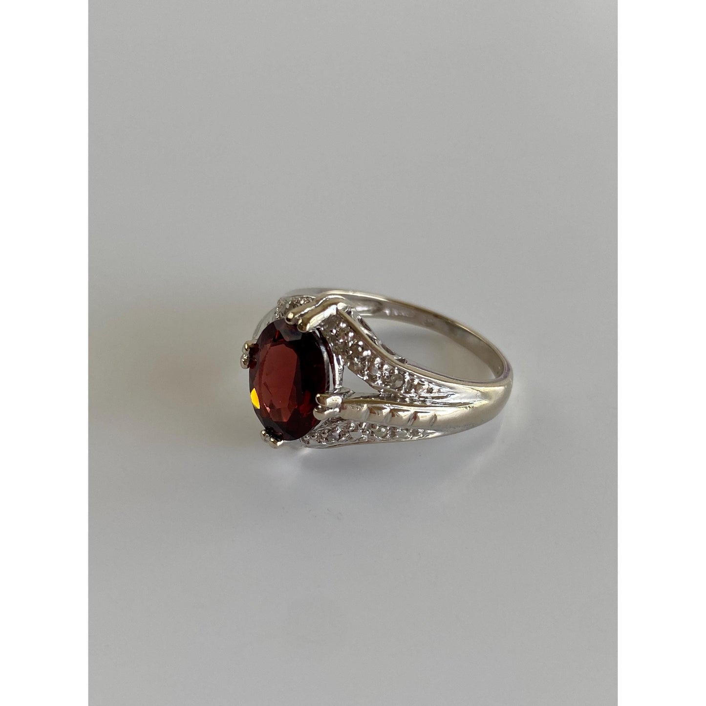 Vintage Solid 14k White Gold Garnet Diamond Ring - Size 6.75