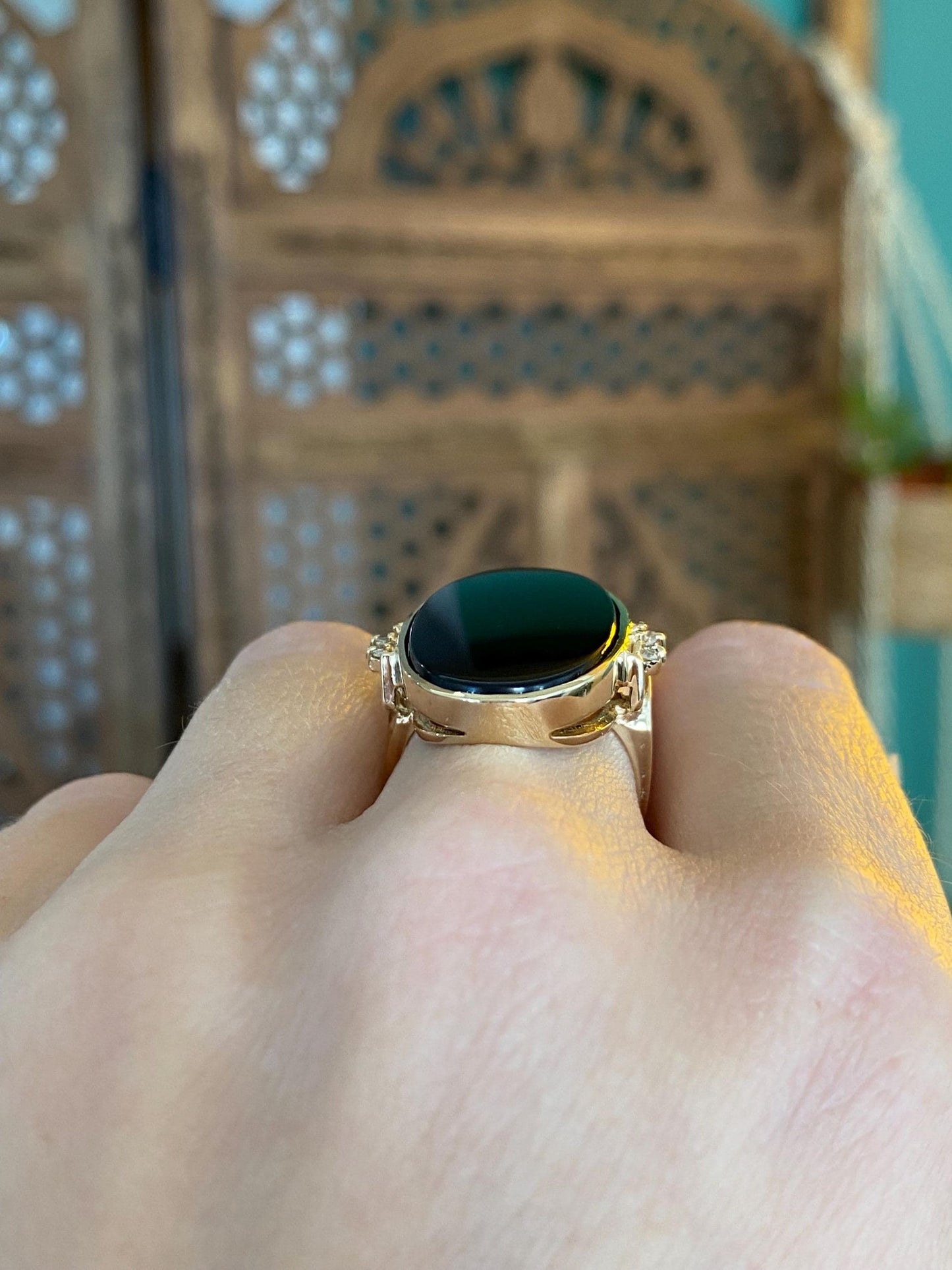 Vintage Solid 14k Yellow Gold Diamond Black Onyx Ring - Size 6.5