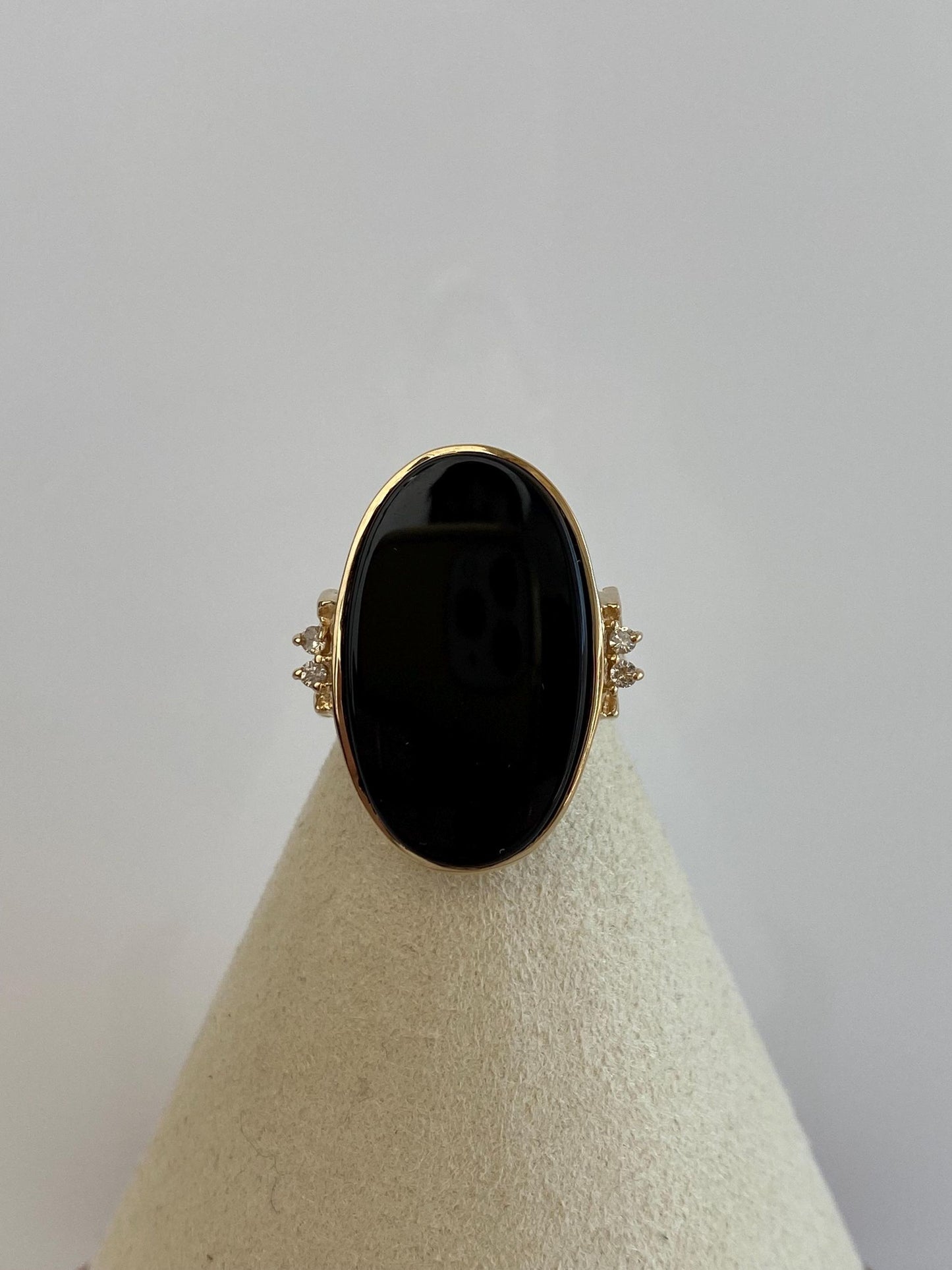 Vintage Solid 14k Yellow Gold Diamond Black Onyx Ring - Size 6.5