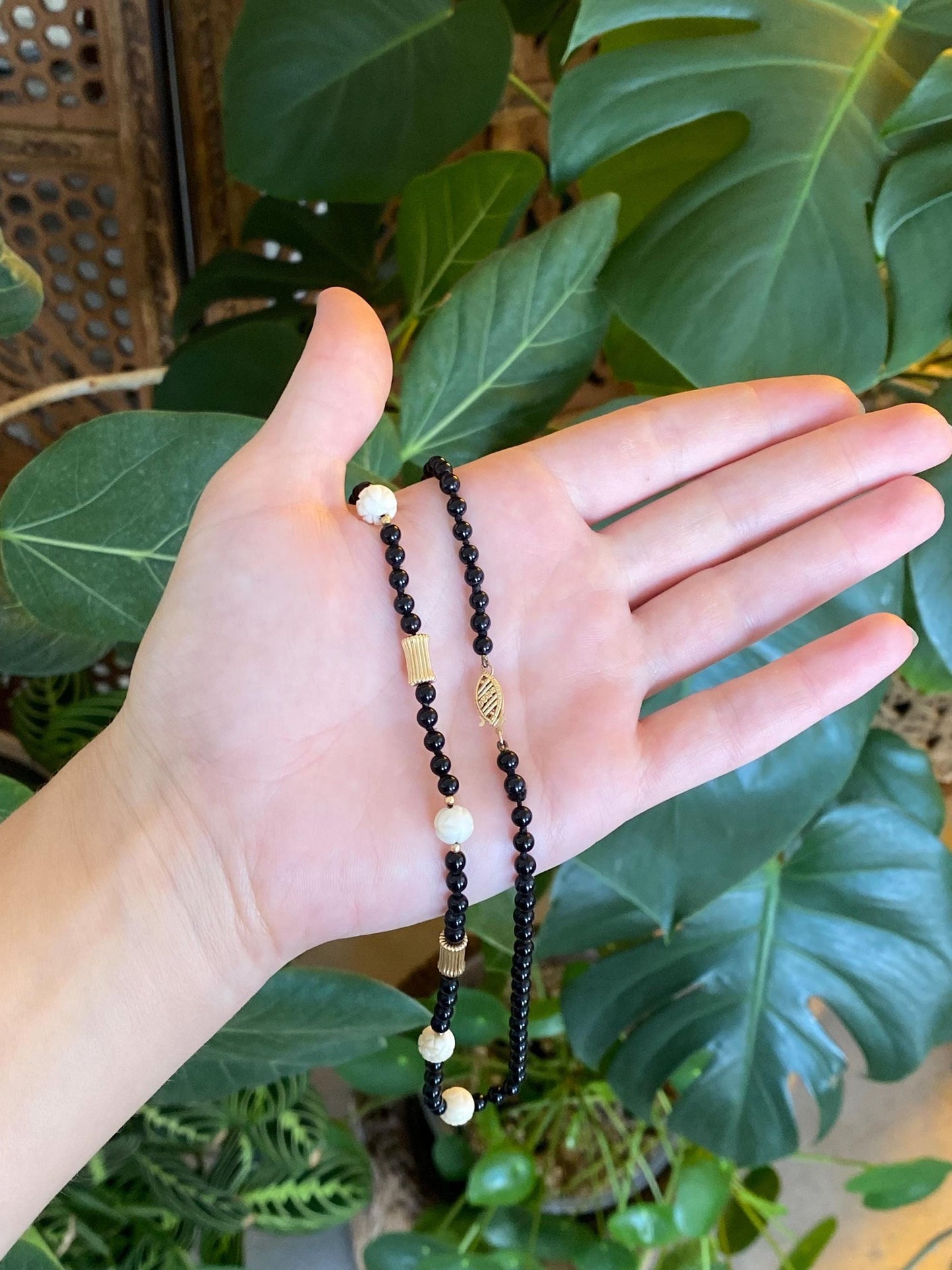 Vintage Solid 14k Yellow Gold Fluted Beads Black Onyx Beads White Carved Bead Necklace - 18.5 inches