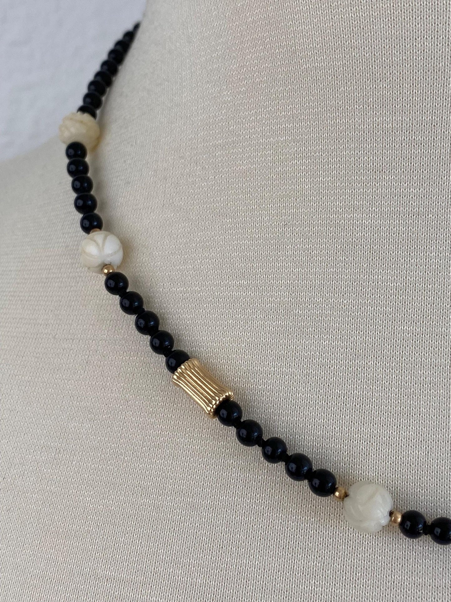 Vintage Solid 14k Yellow Gold Fluted Beads Black Onyx Beads White Carved Bead Necklace - 18.5 inches