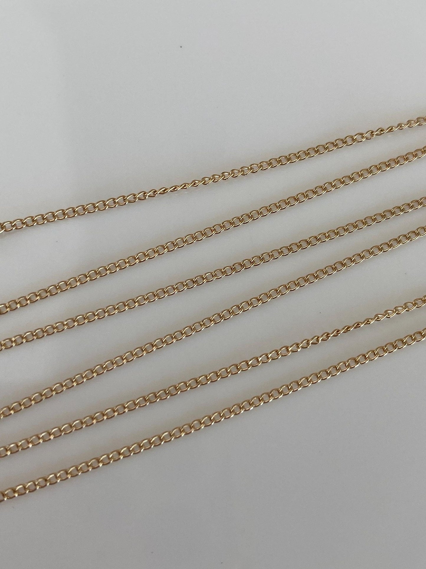 Vintage Solid 14k Yellow Gold Dainty Curb Chain Necklace - 16 inches