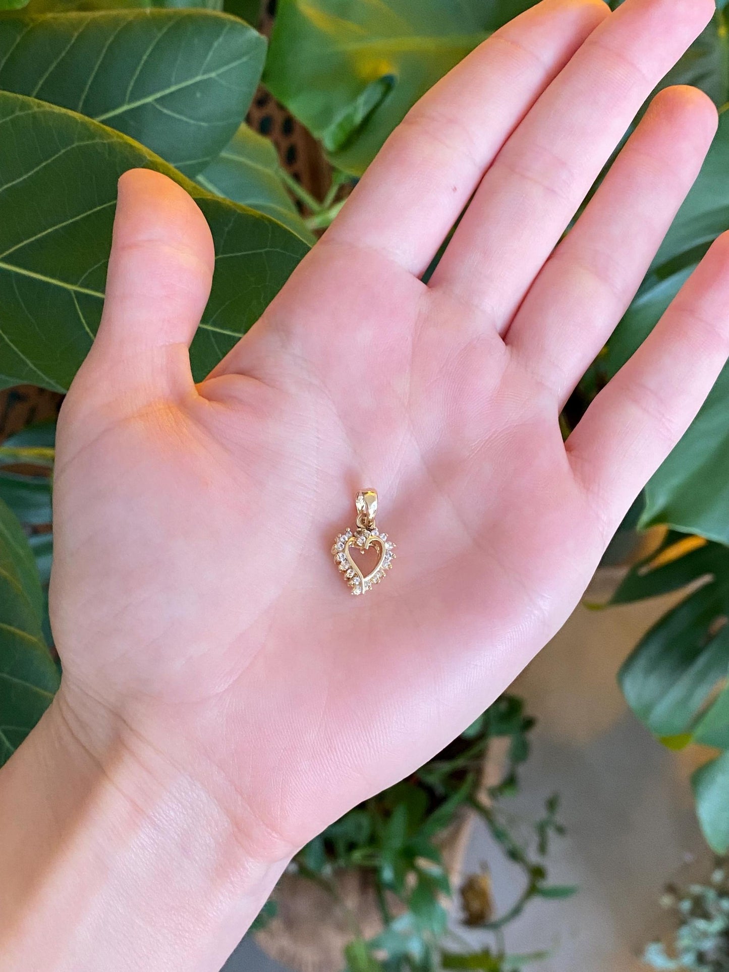 Vintage Solid 14k Yellow Gold Cubic Zirconia Heart Charm