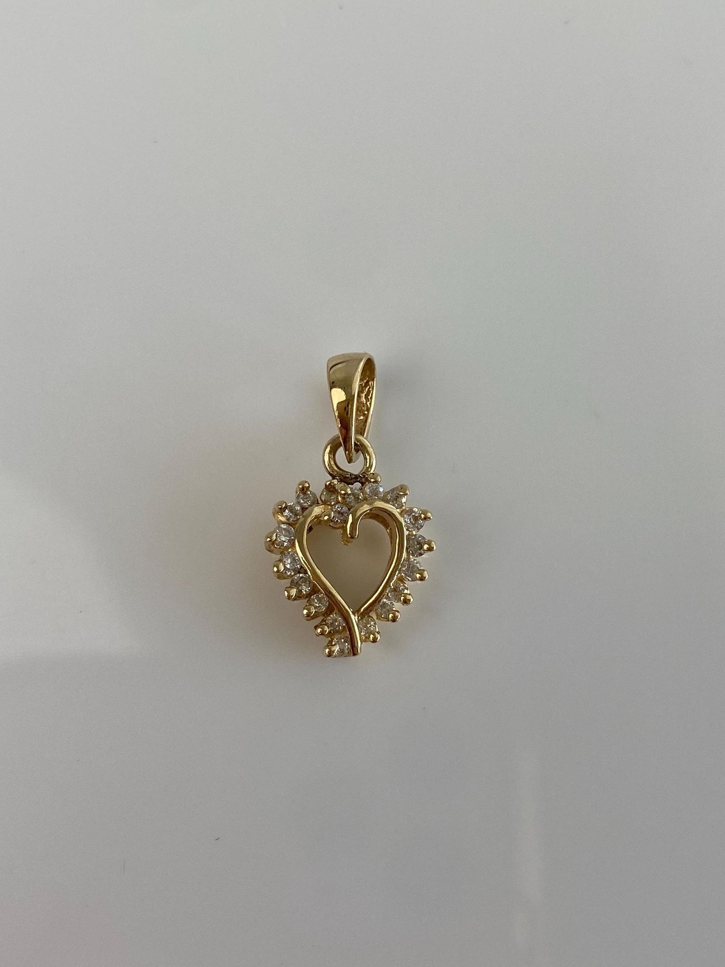 Vintage Solid 14k Yellow Gold Cubic Zirconia Heart Charm