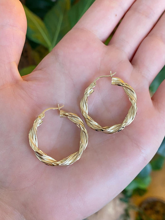 Vintage 14k Yellow Gold Twist Hoop Earrings