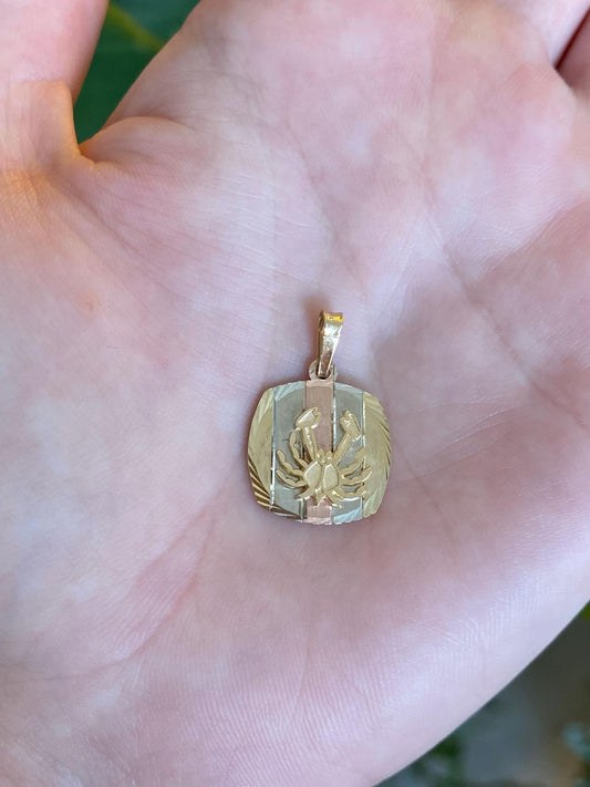 Vintage Solid 10k Tri Tone Gold Crab Charm