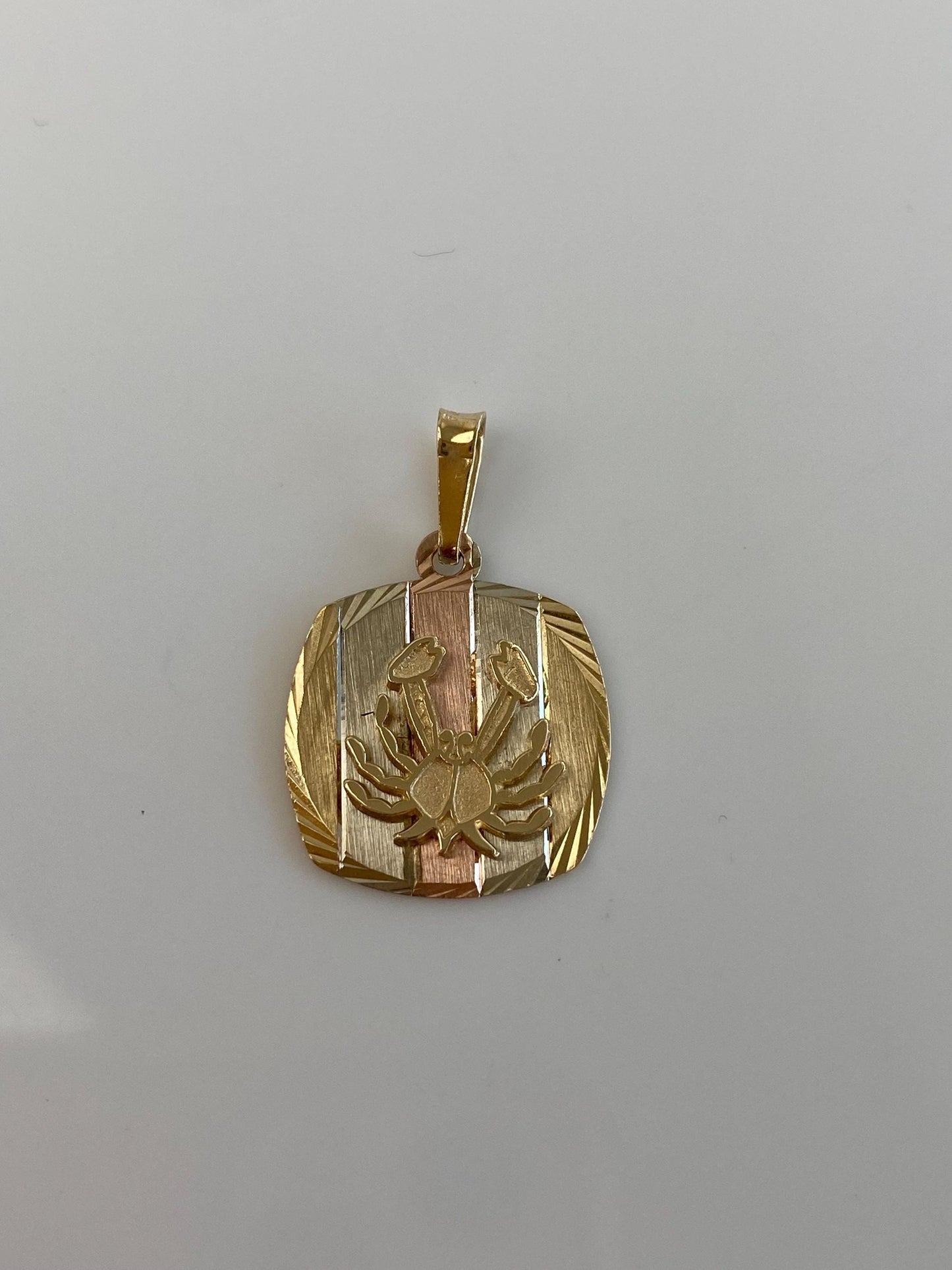Vintage Solid 10k Tri Tone Gold Crab Charm