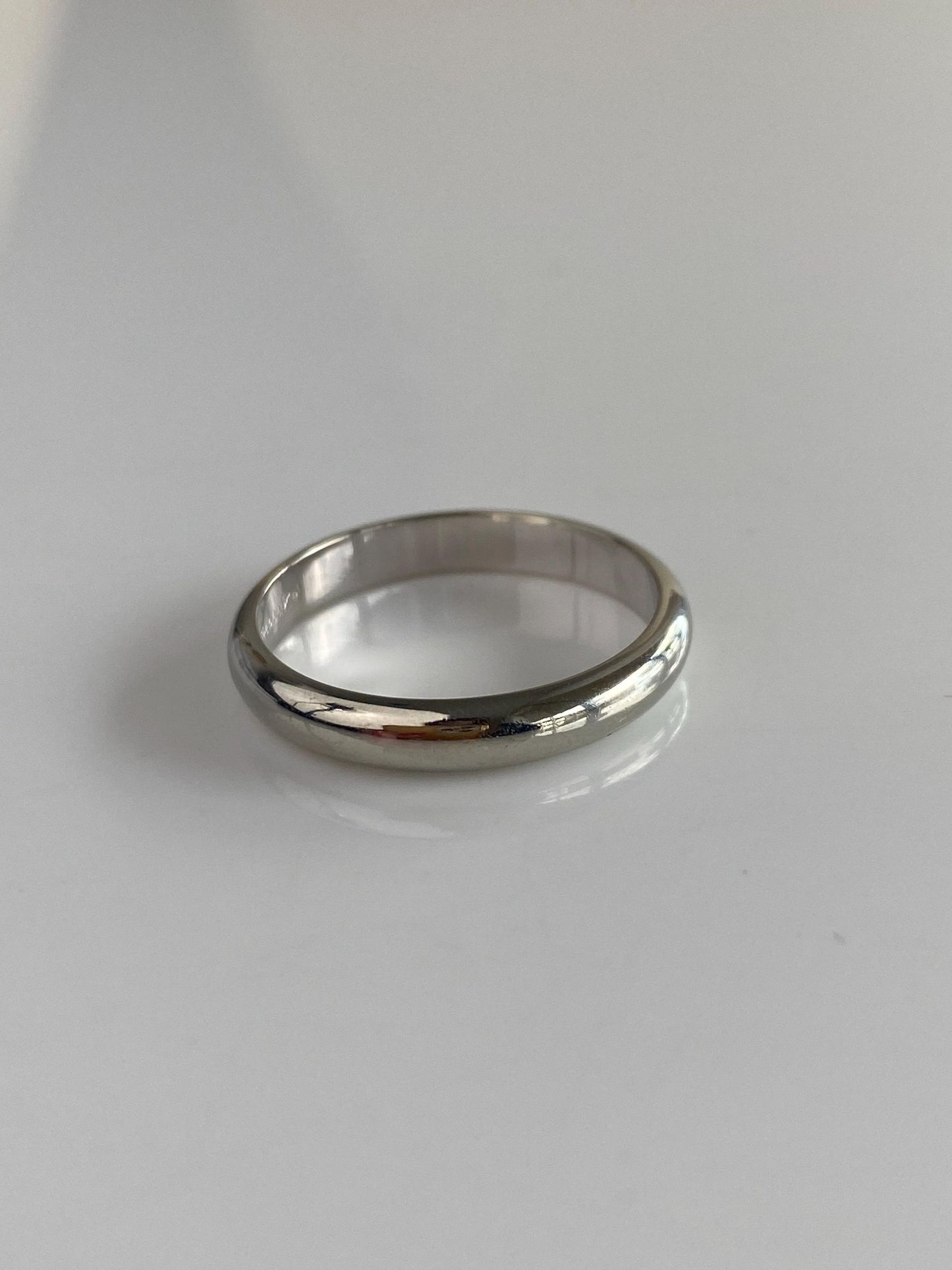 Vintage Solid 14k White Gold Ring Band - Size 10.25