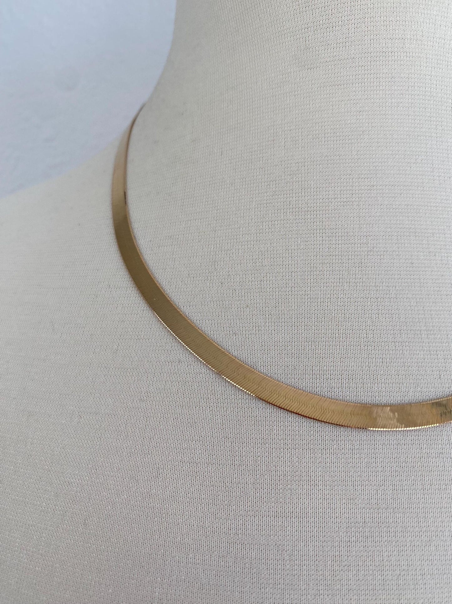 Vintage Solid 14k Yellow Gold Herringbone Chain Necklace - 20 inches