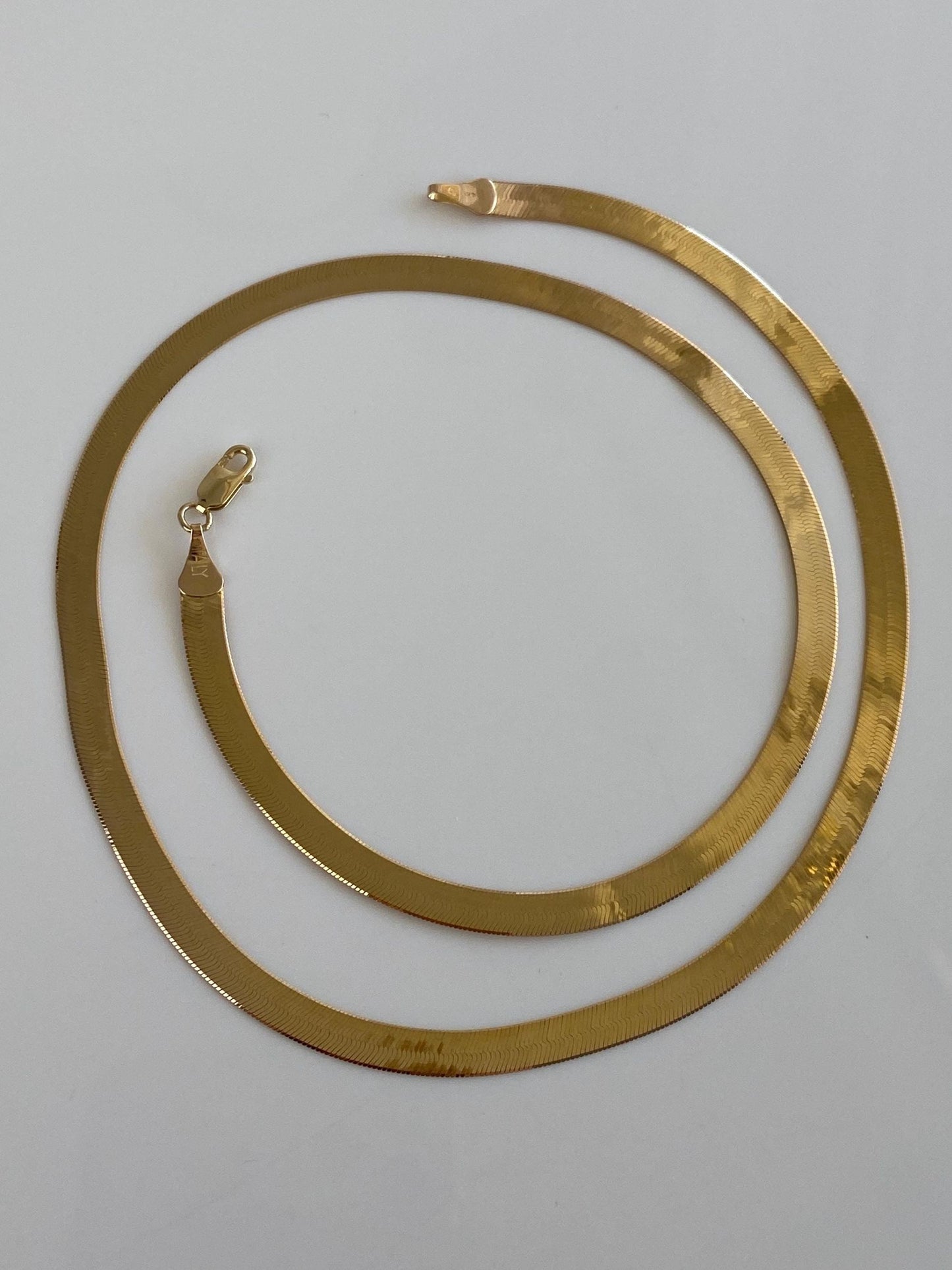Vintage Solid 14k Yellow Gold Herringbone Chain Necklace - 20 inches