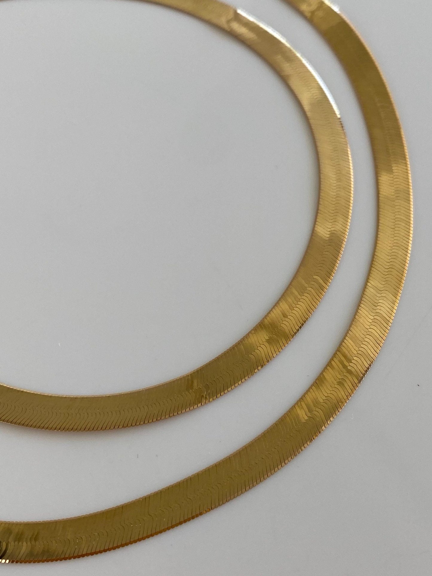 Vintage Solid 14k Yellow Gold Herringbone Chain Necklace - 20 inches