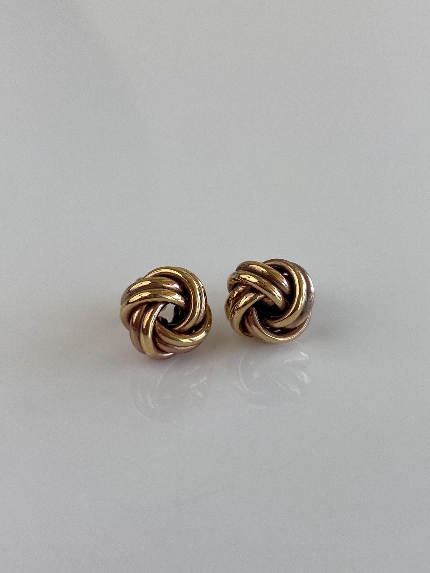 Vintage 18k Rosey Gold Knot Stud Earrings