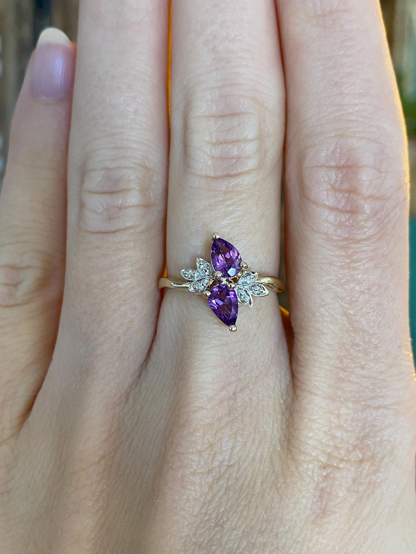 Vintage Solid 10k White & Yellow Gold Diamond Amethyst Ring - Size 6