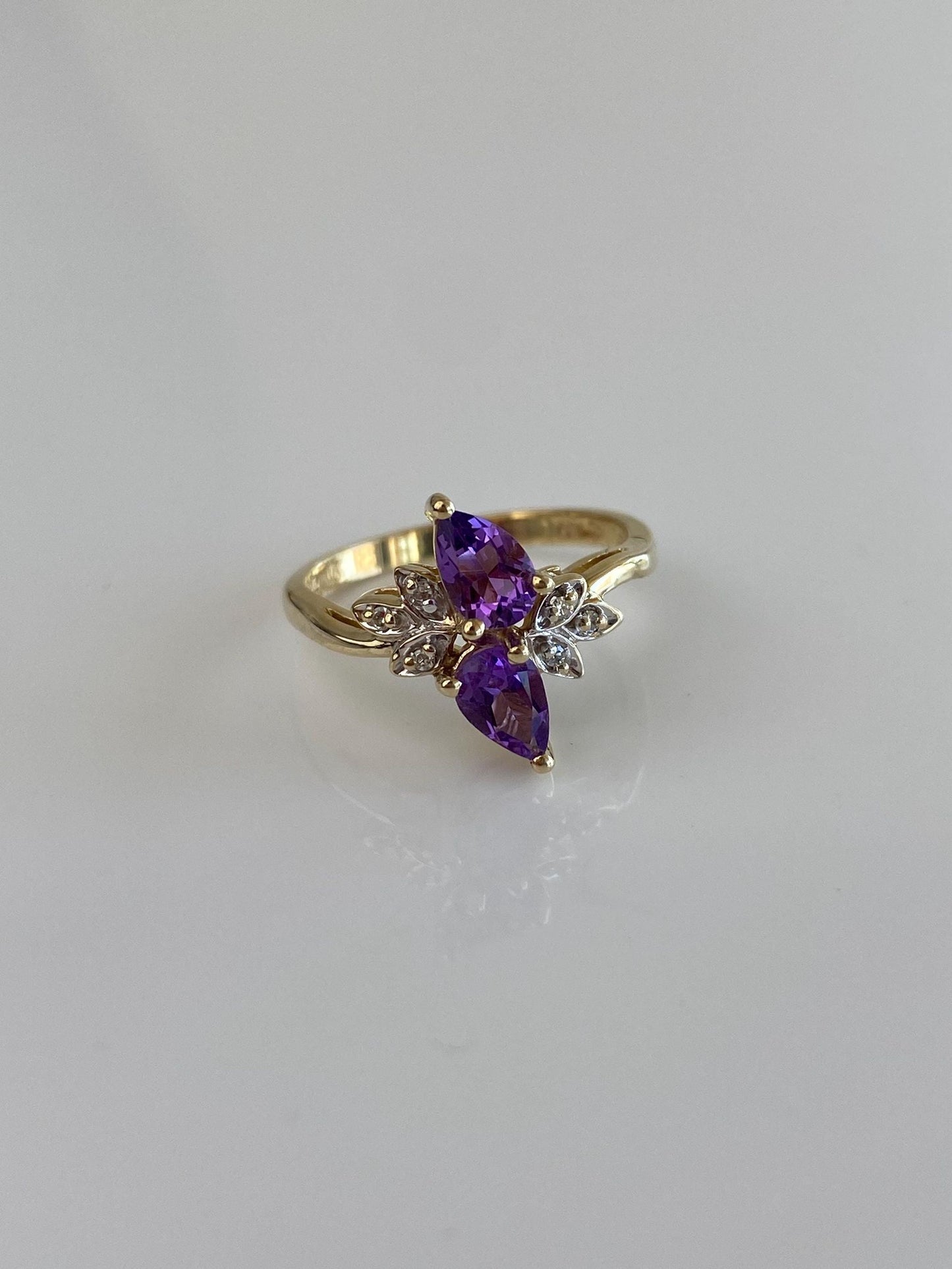 Vintage Solid 10k White & Yellow Gold Diamond Amethyst Ring - Size 6