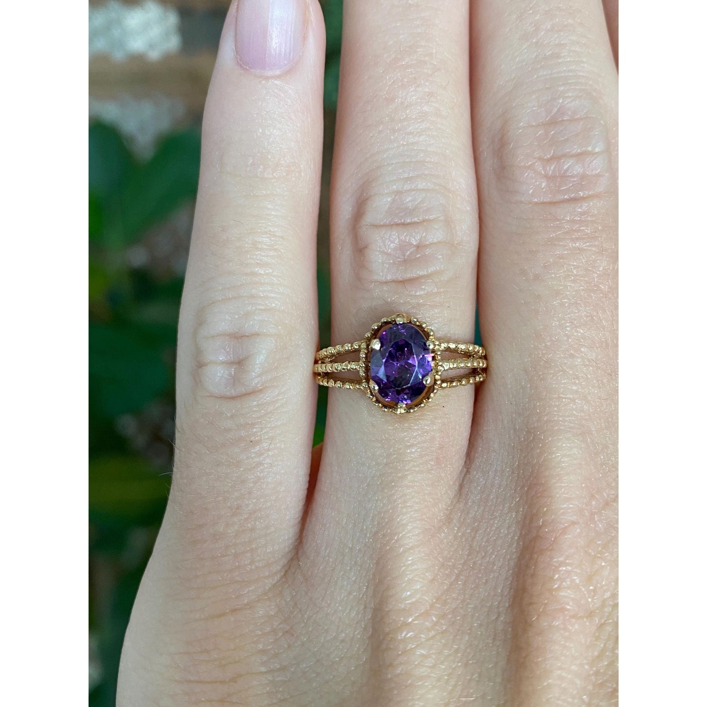 Solid 10k Yellow Gold Purple Cubic Zirconia Ring - Size 5.75