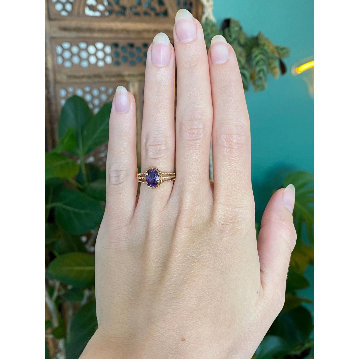 Solid 10k Yellow Gold Purple Cubic Zirconia Ring - Size 5.75