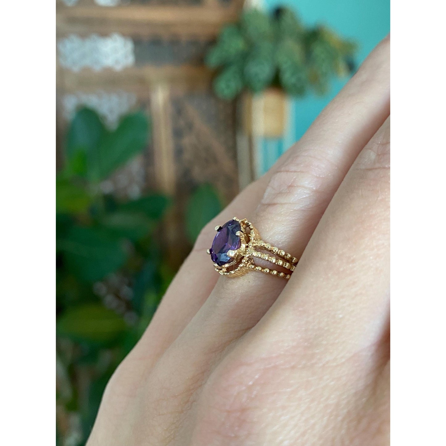 Solid 10k Yellow Gold Purple Cubic Zirconia Ring - Size 5.75