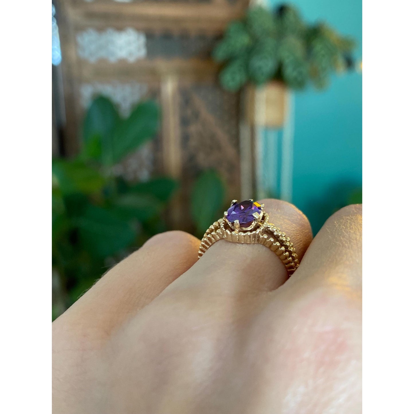 Solid 10k Yellow Gold Purple Cubic Zirconia Ring - Size 5.75