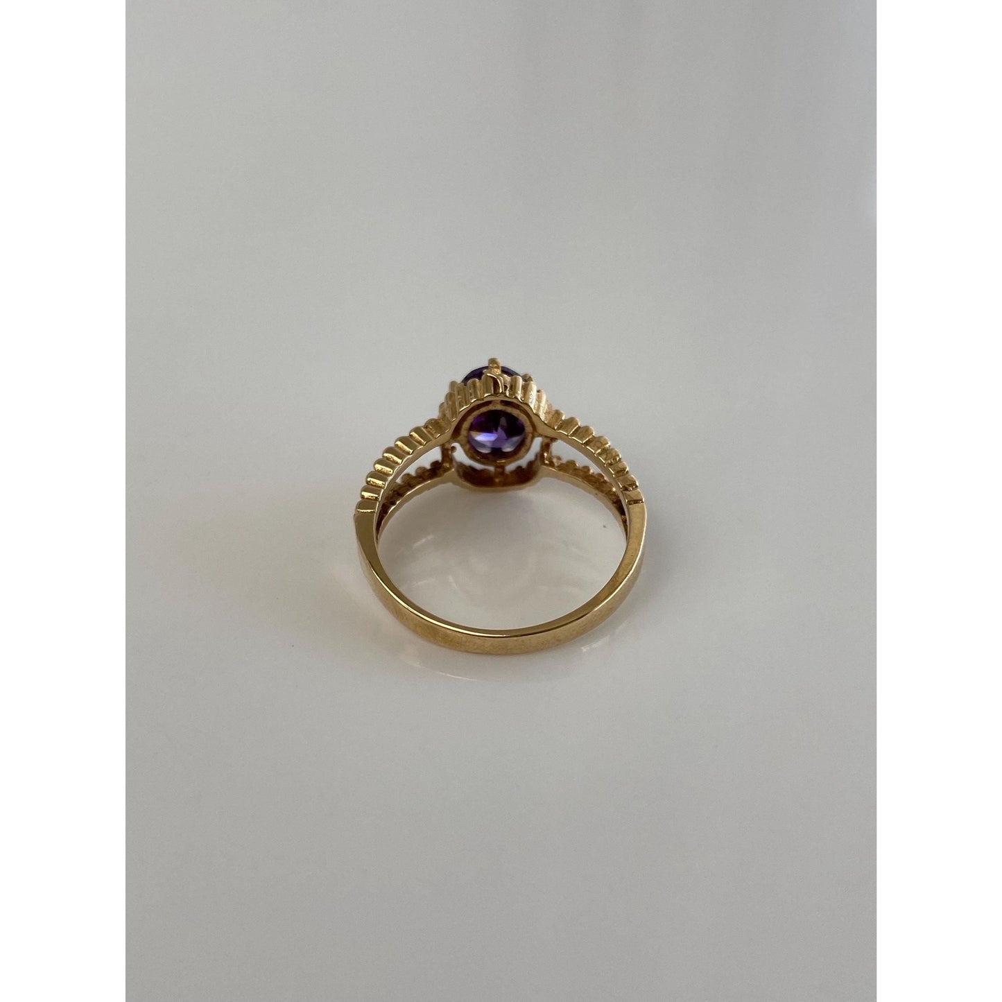Solid 10k Yellow Gold Purple Cubic Zirconia Ring - Size 5.75