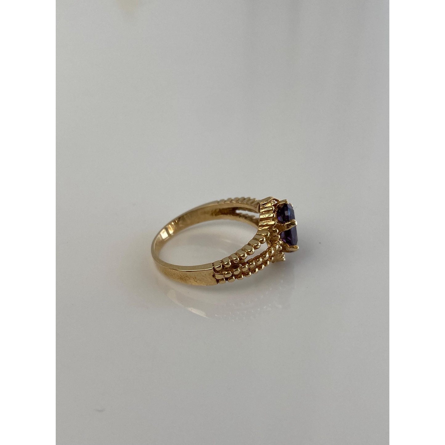 Solid 10k Yellow Gold Purple Cubic Zirconia Ring - Size 5.75