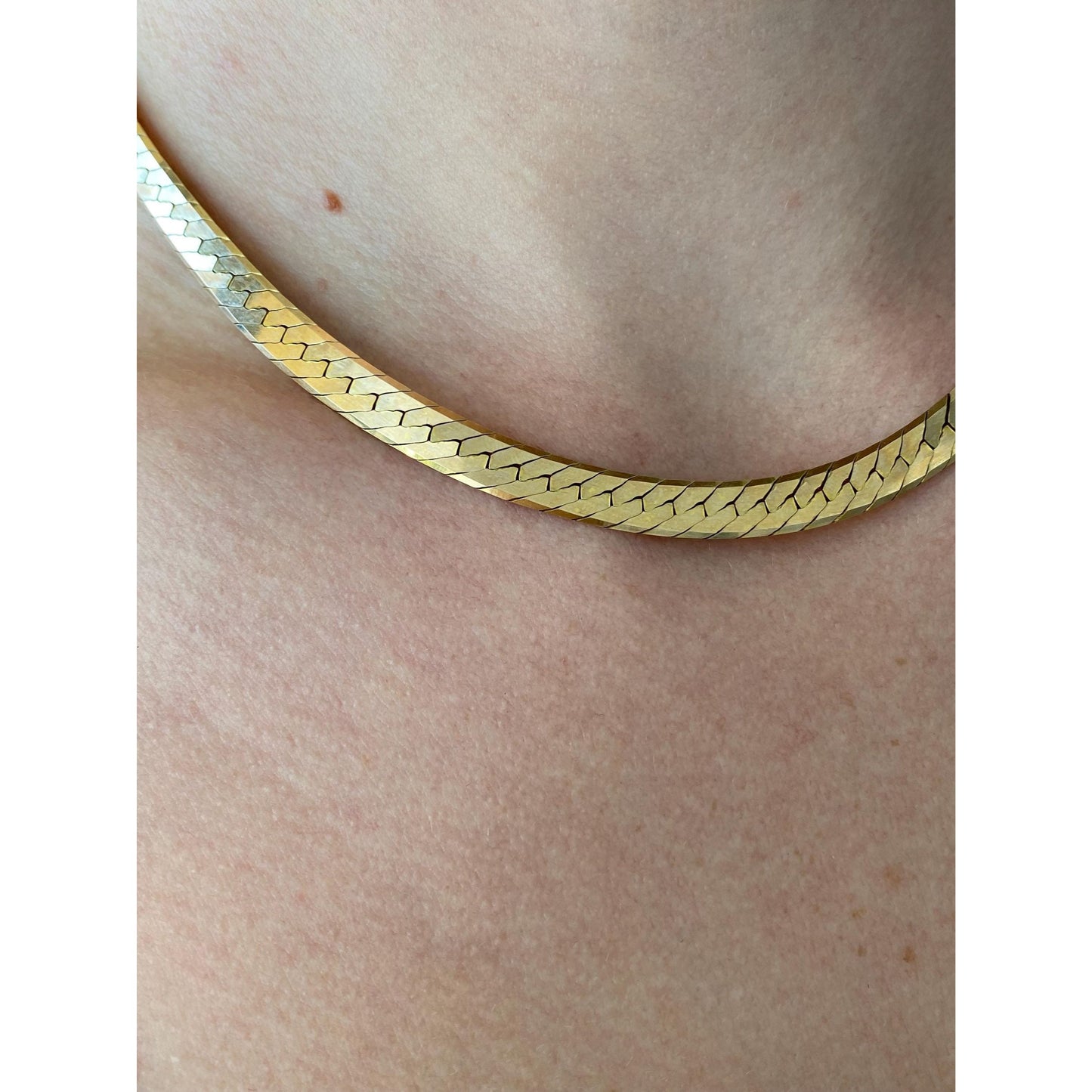Vintage Solid 14k Yellow Gold Chunky Herringbone Chain Necklace - 16 inches
