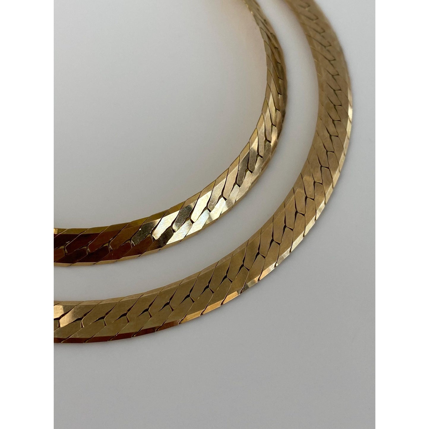 Vintage Solid 14k Yellow Gold Chunky Herringbone Chain Necklace - 16 inches