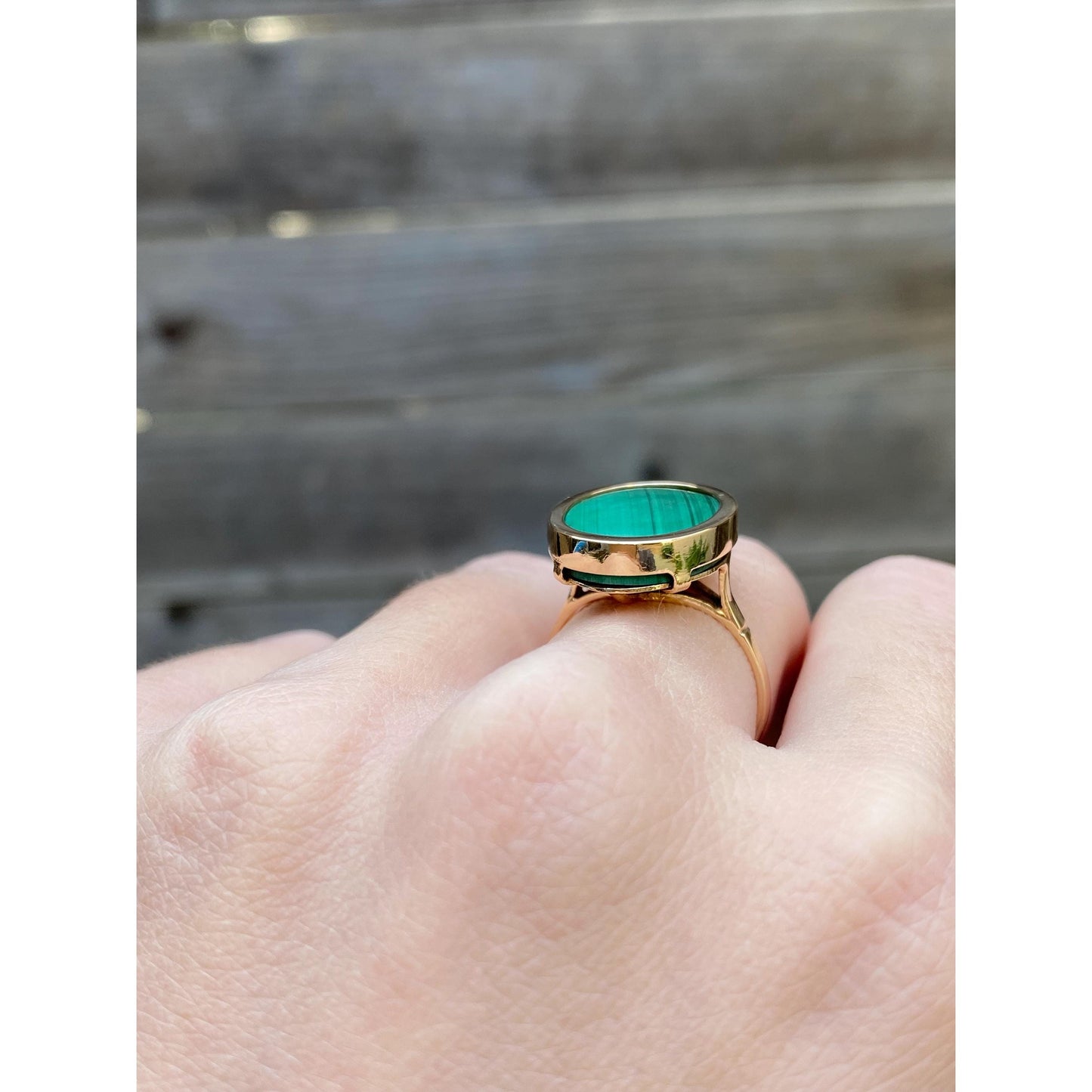 Vintage Solid 14k Yellow Gold Malachite Ring - Size 6.25