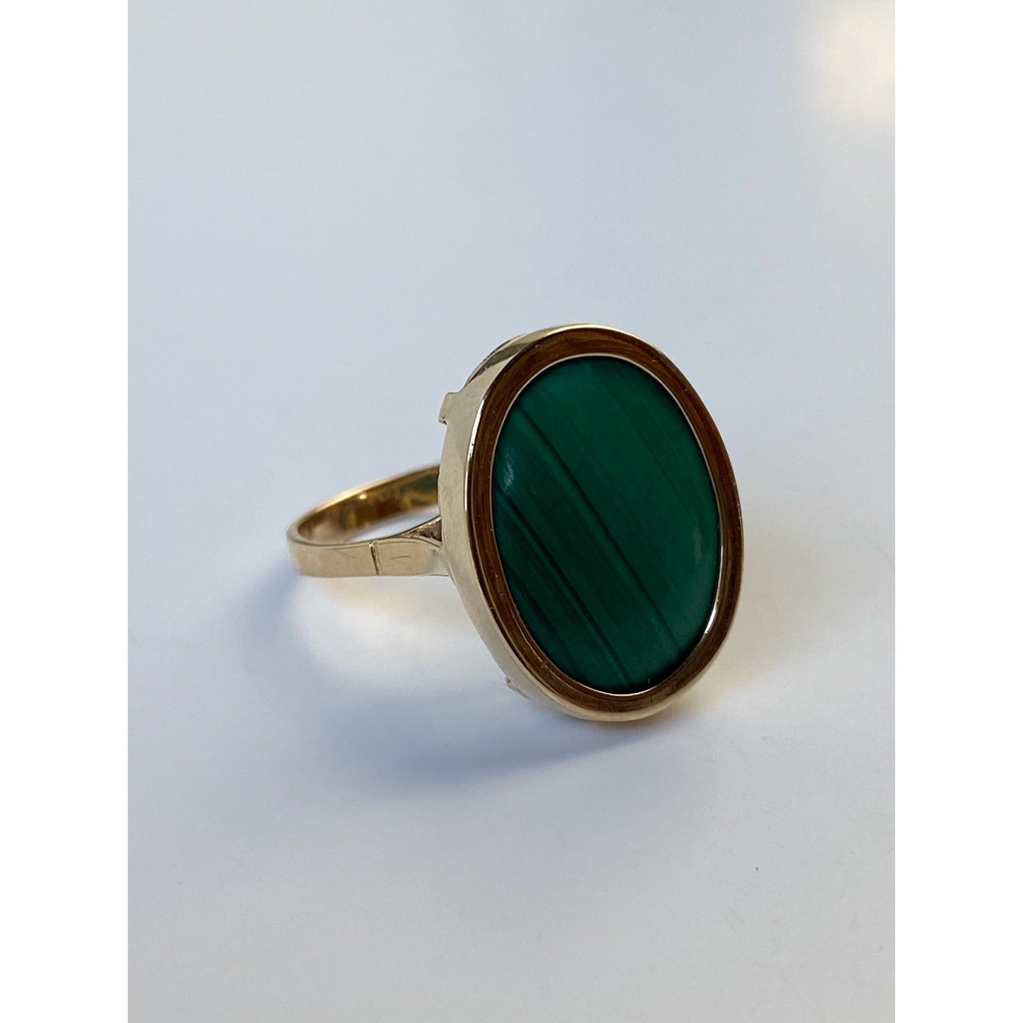 Vintage Solid 14k Yellow Gold Malachite Ring - Size 6.25