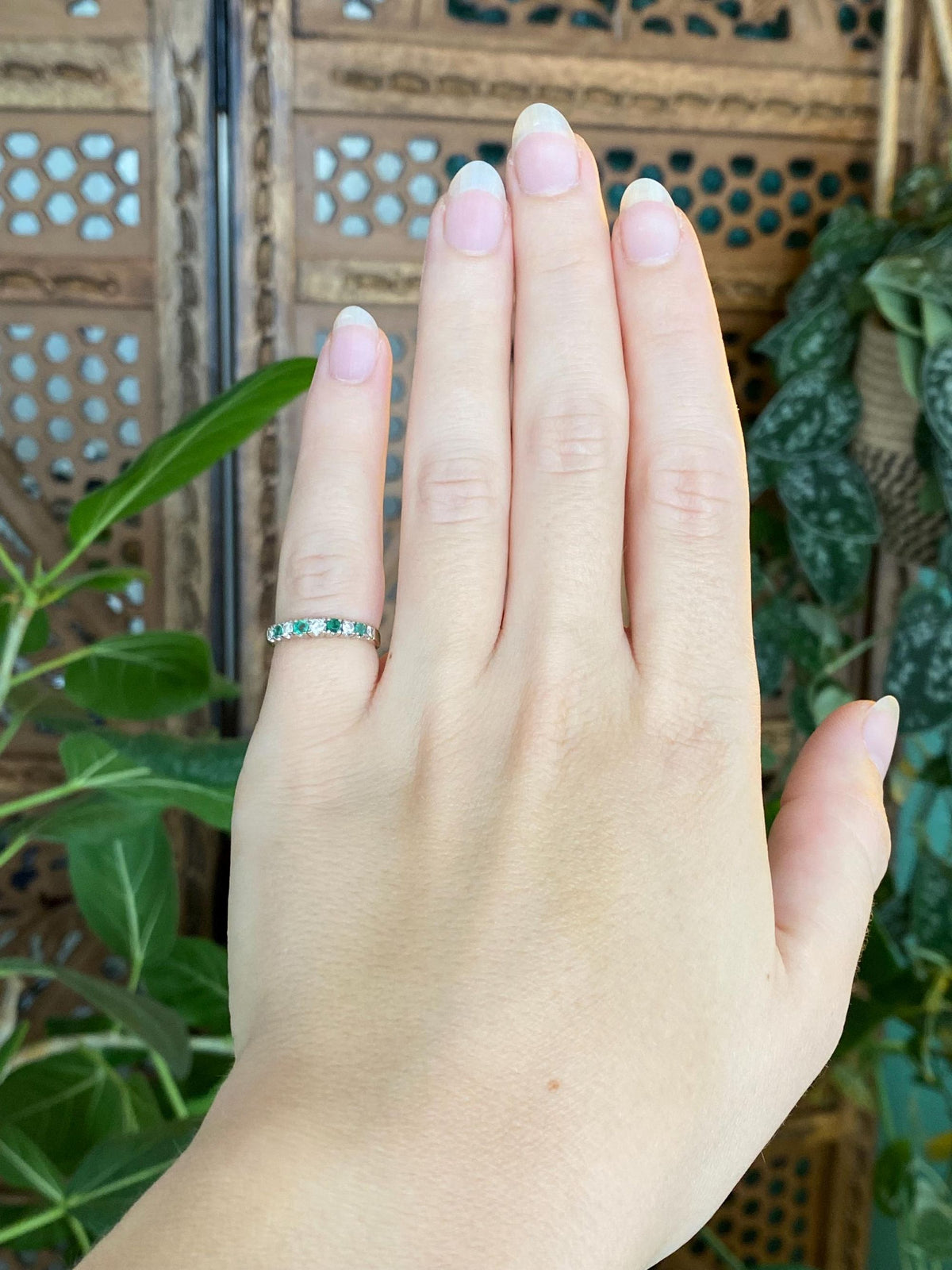 Vintage Solid 14k White & Yellow Gold Diamond Emerald Ring Band - Size 4