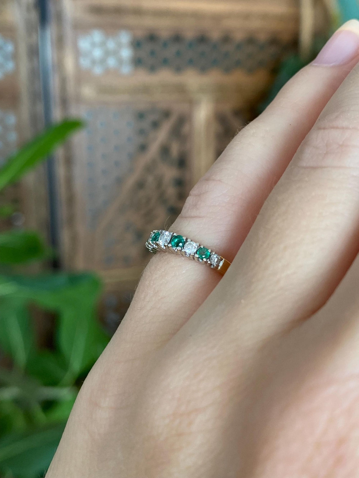 Vintage Solid 14k White & Yellow Gold Diamond Emerald Ring Band - Size 4