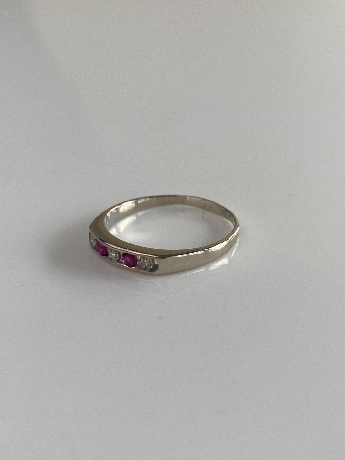Vintage Solid 14k White Gold Diamond Pink Spinel Ring - Size 5.75