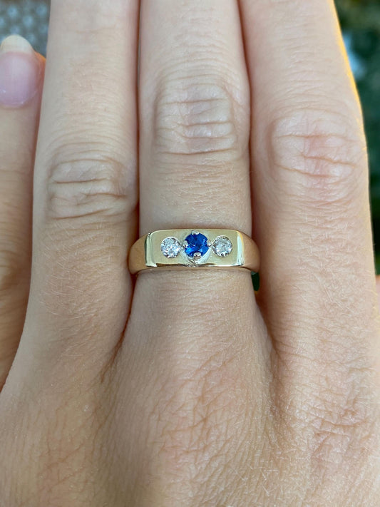 Solid 14k Yellow Gold Diamond Blue Sapphire Ring - Size 6.25