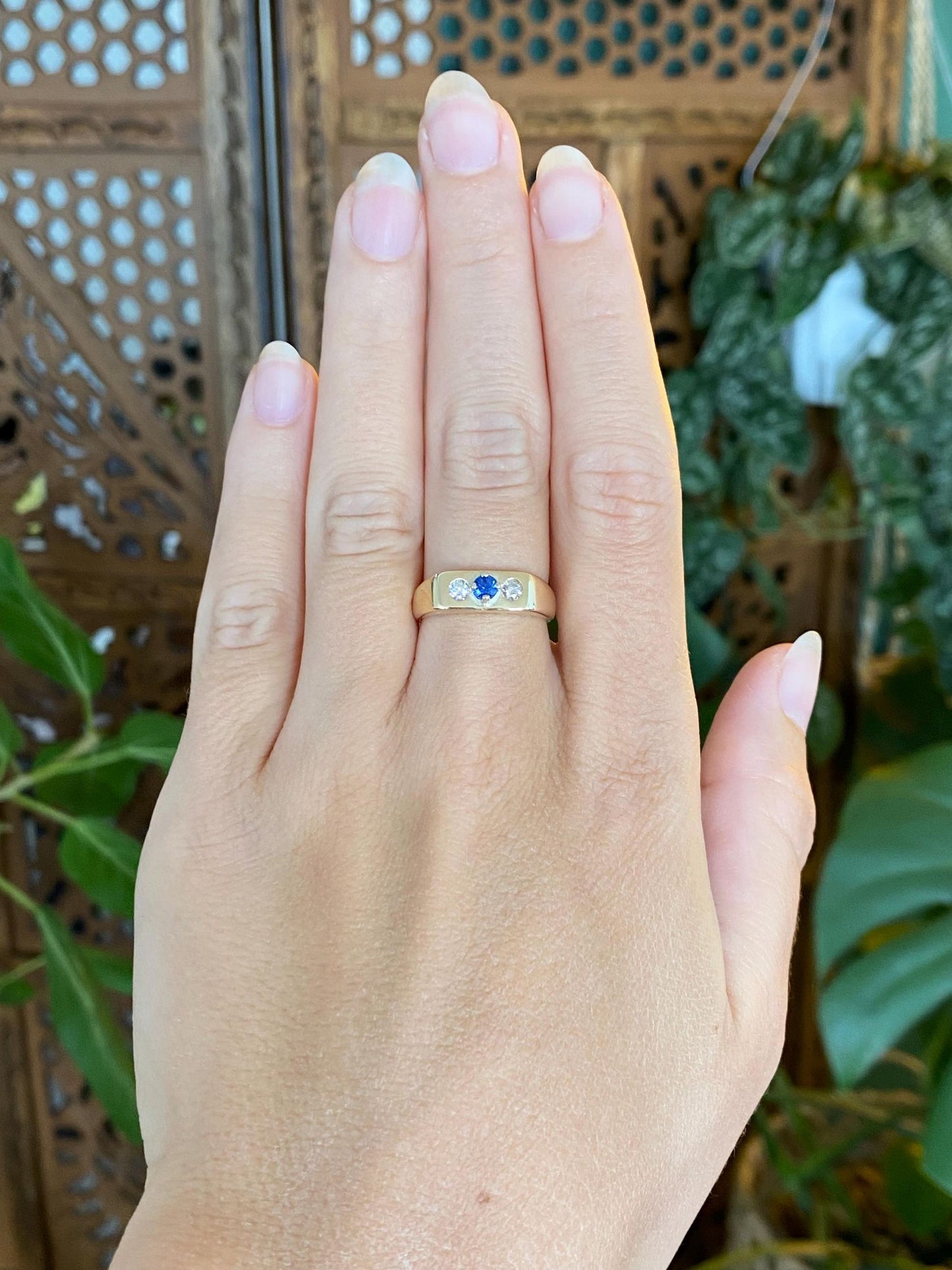 Solid 14k Yellow Gold Diamond Blue Sapphire Ring - Size 6.25