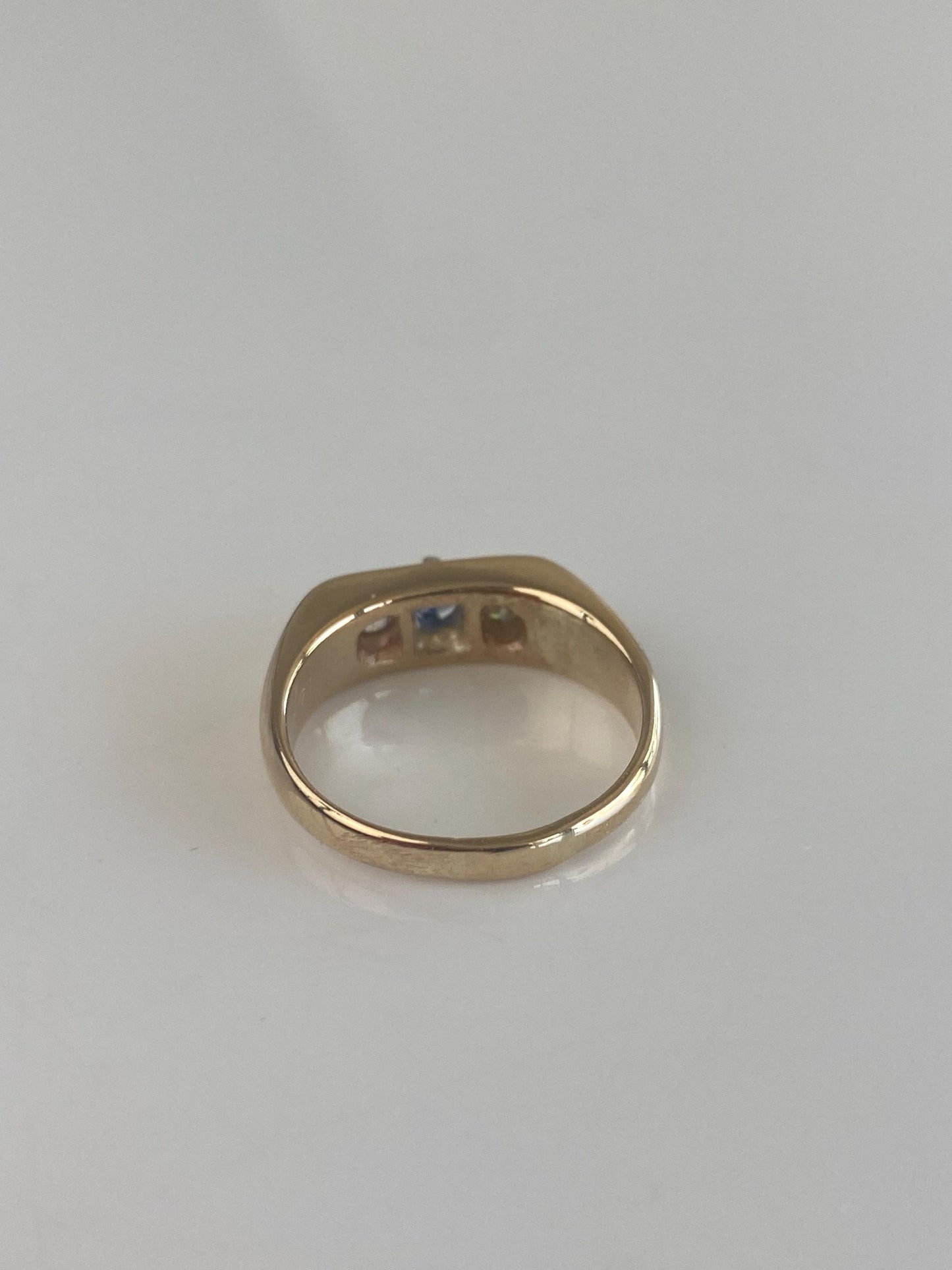 Solid 14k Yellow Gold Diamond Blue Sapphire Ring - Size 6.25