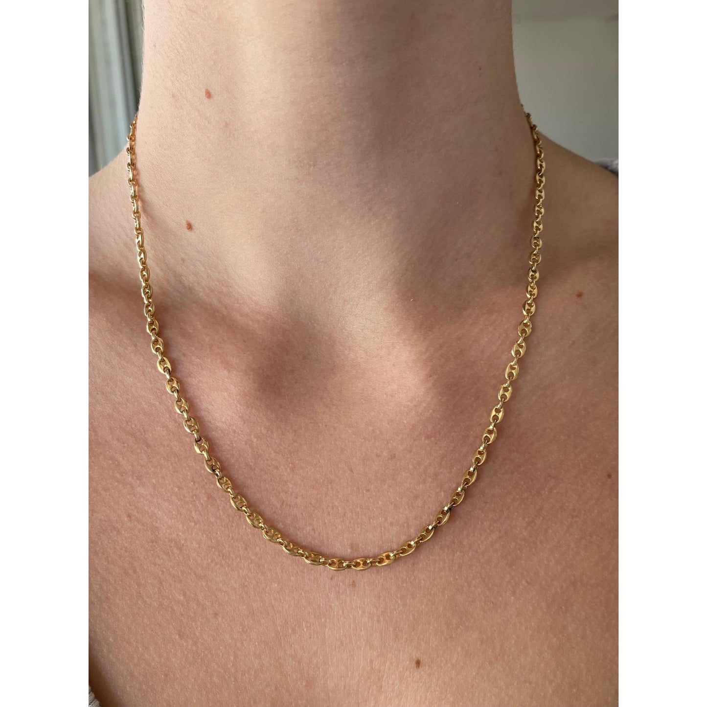 Solid 14k Yellow Gold GUCCI Mariner Link Chain Necklace - 18.25 inches
