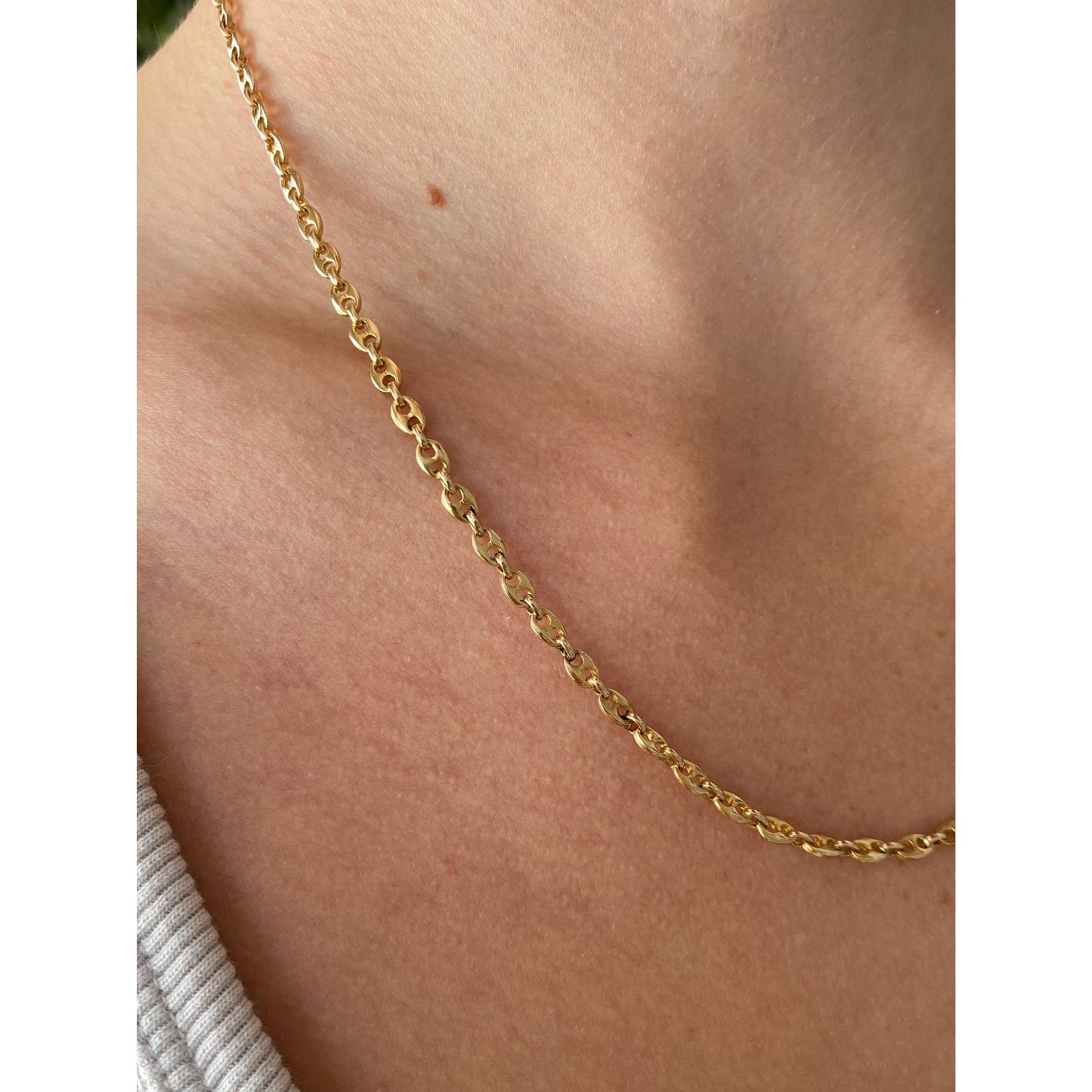 Solid 14k Yellow Gold GUCCI Mariner Link Chain Necklace - 18.25 inches