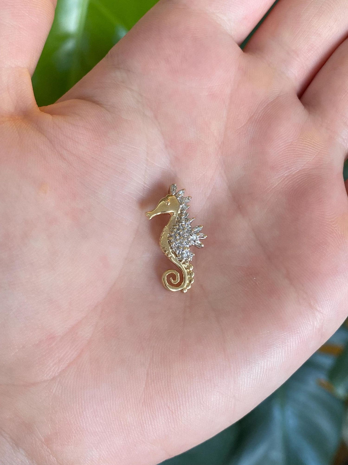 Vintage Solid 10k White & Yellow Gold Diamonds Seahorse Charm