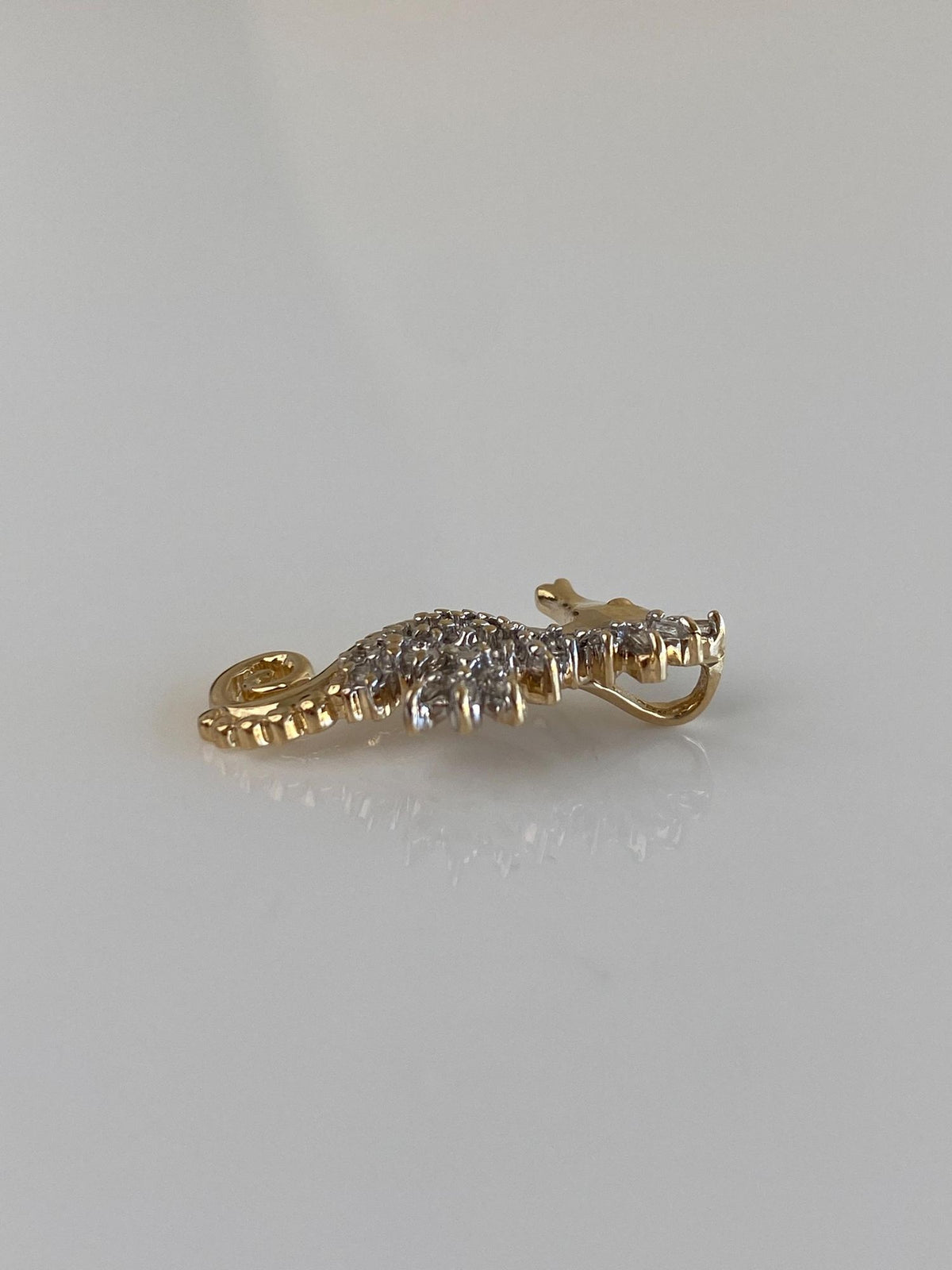 Vintage Solid 10k White & Yellow Gold Diamonds Seahorse Charm