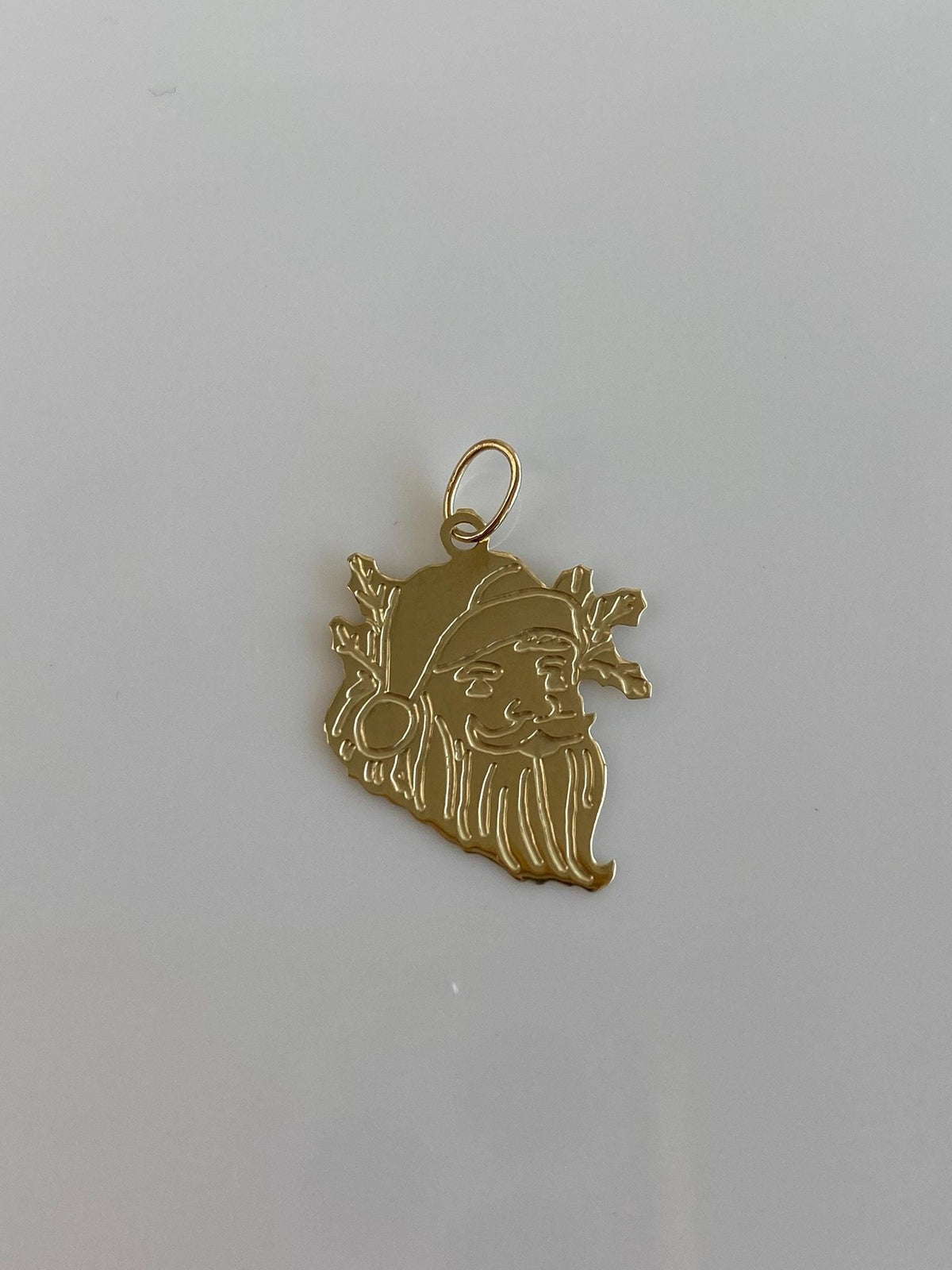 Vintage Solid 14k Yellow Gold Santa Charm