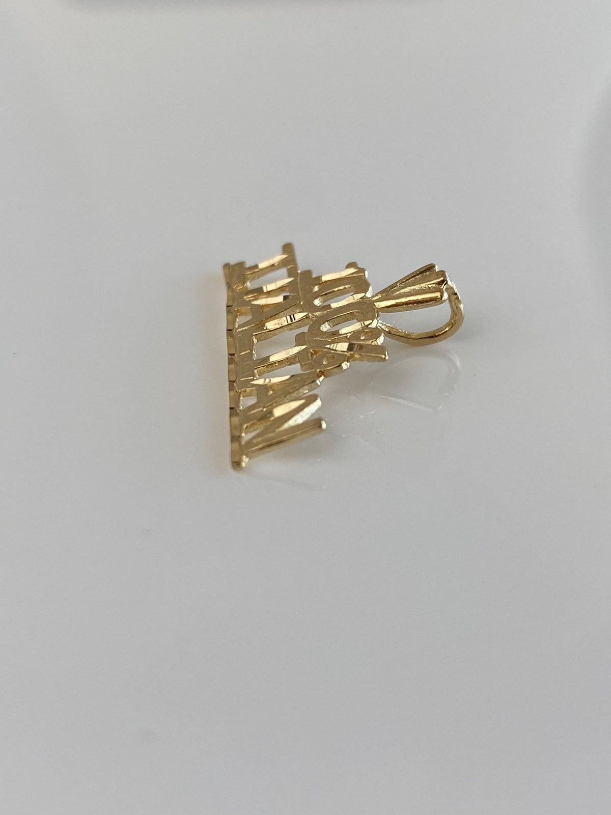 Vintage Solid 14k Yellow Gold Diamond Cut '100% Italian' Charm